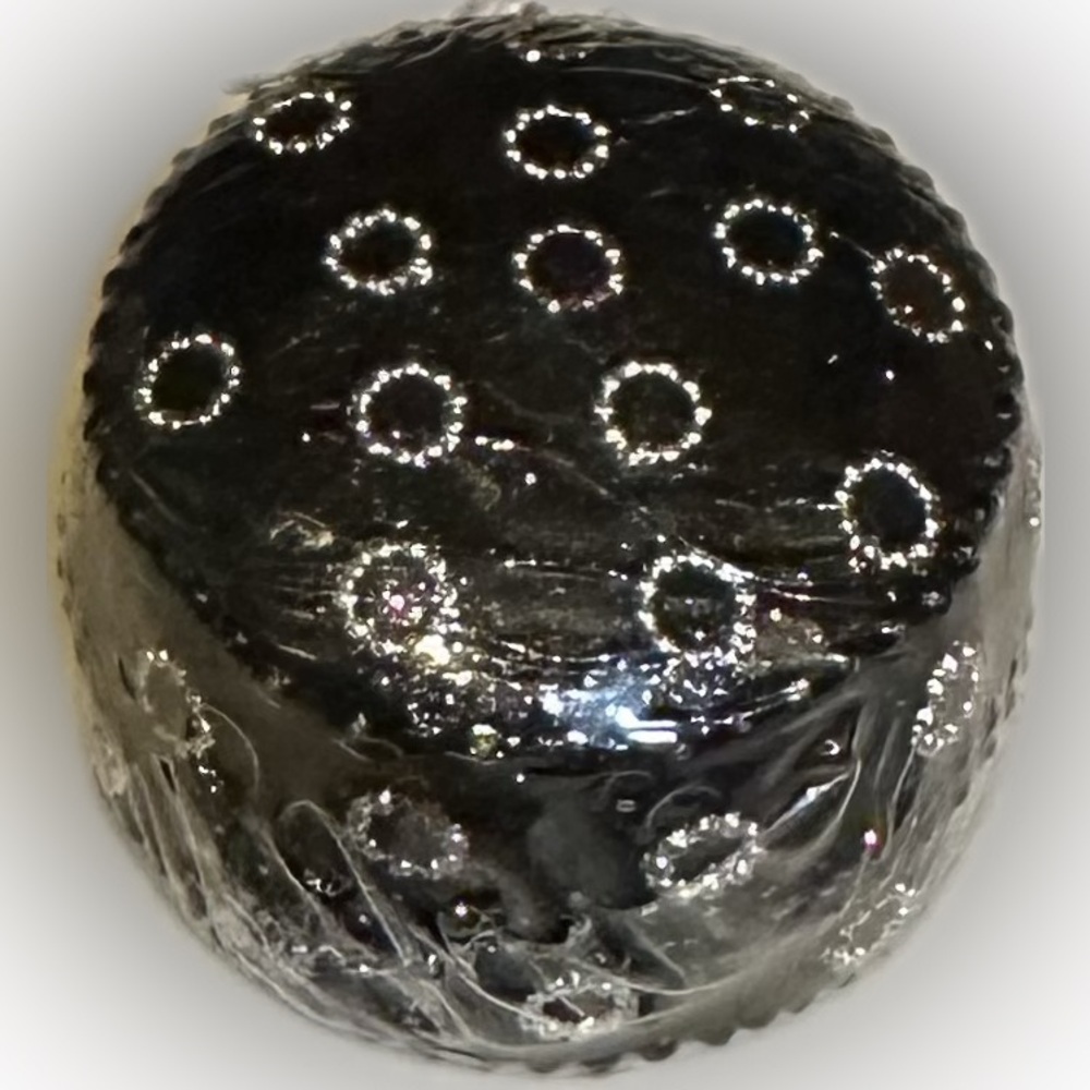 VTG 2005 SPIRIT INDIA TINY ROUND PILL BOX BLACK SILVER JEWELRY COLLECTIBLE 1.75